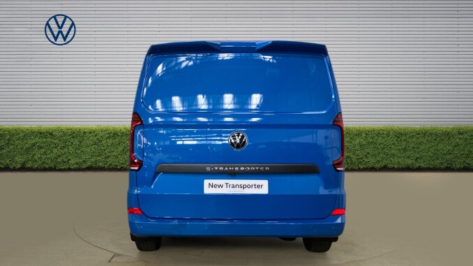 Volkswagen Transporter T32 Lwb Electric 160kW 70kWh Commerce Pro S Van Auto [5 Plus] - Image 8